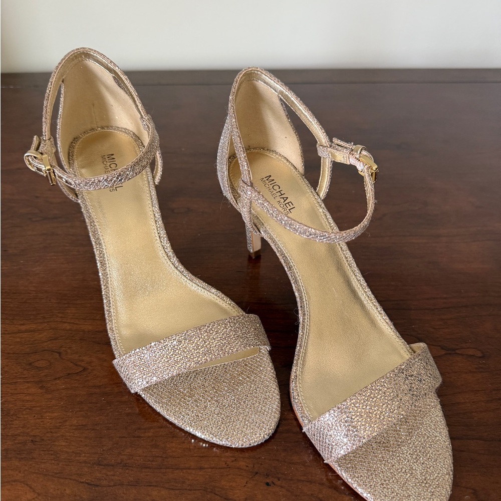 MICHAEL Michael Kors Glitter Heels - Picture 2 of 5